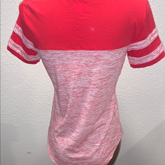 New Era Genuine Merchandise Red and White Sequined Texas Rangers Tee - Picture 8 of 10